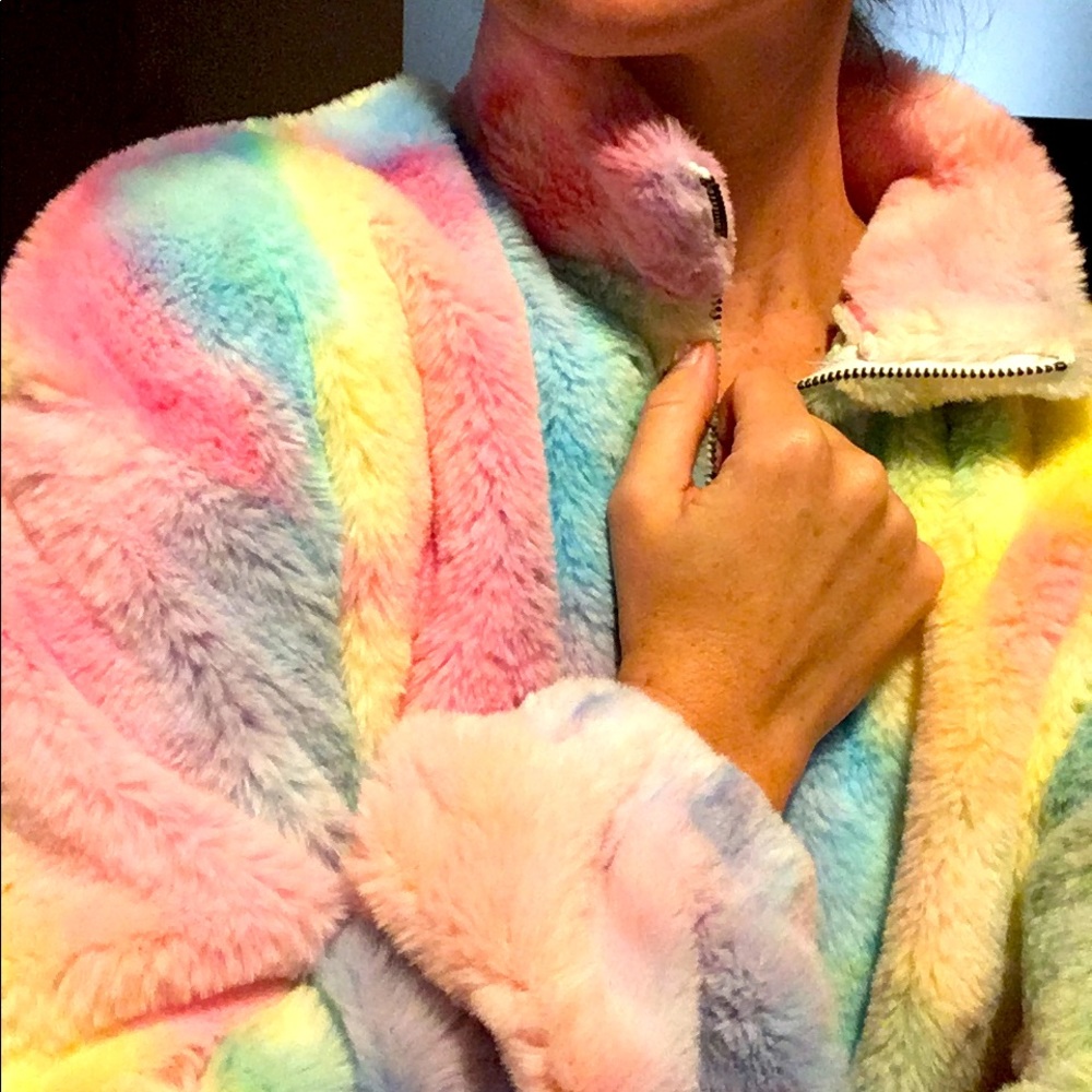 Fluffy bright cropped pullover (NWT) - Picture 5 of 16